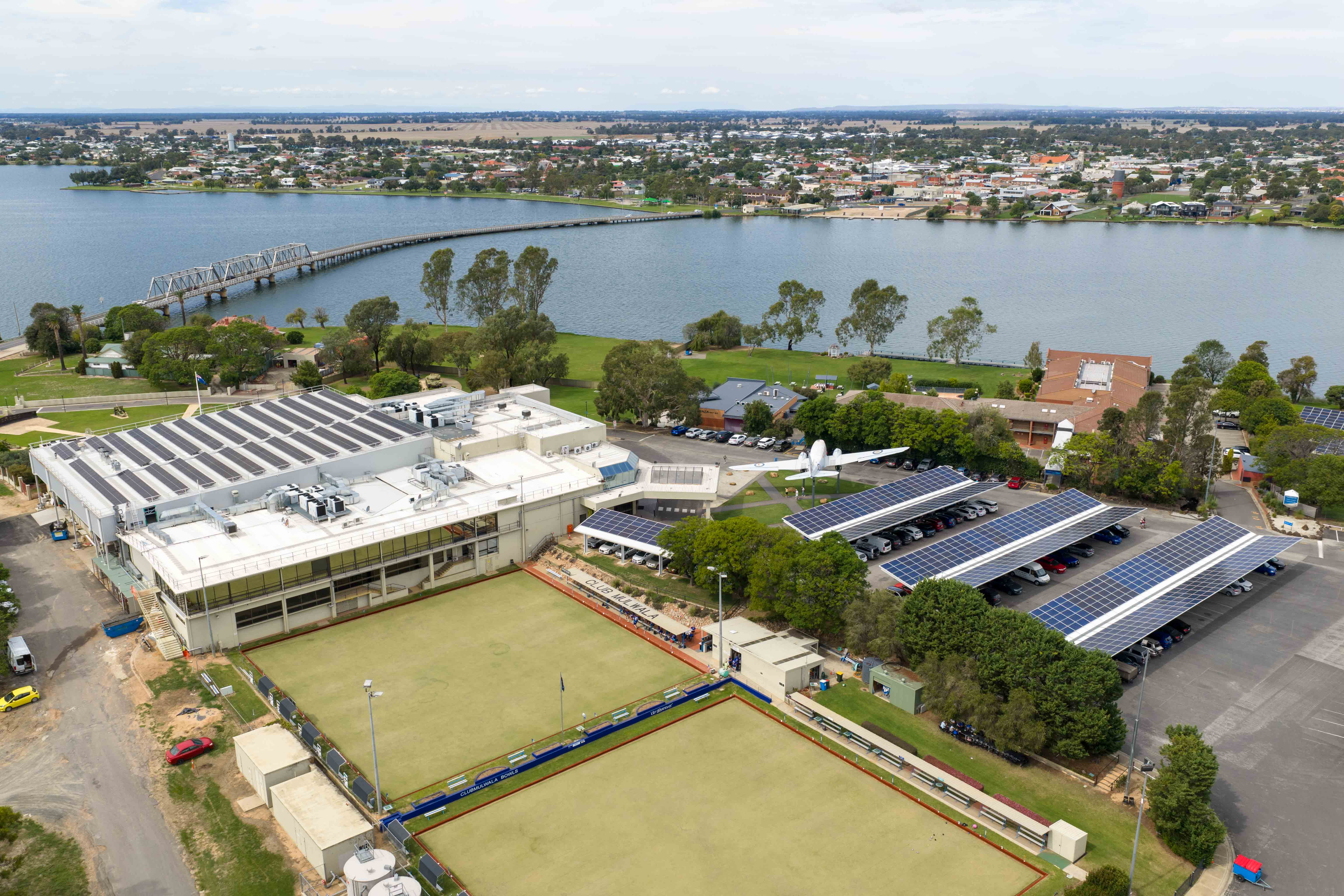club-mulwala-river-bridge-view.jpg